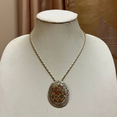 Bouquet Pendant Necklace