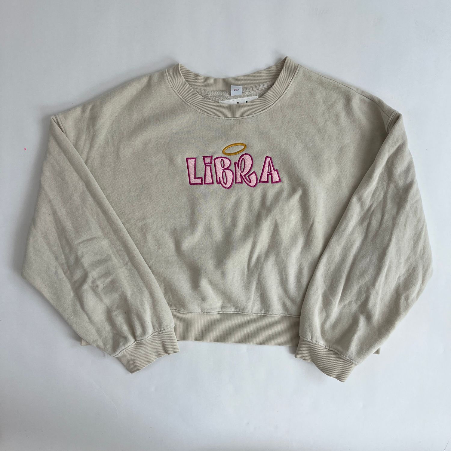 Libra Bratz Embroidery, Style: Cream Crewneck