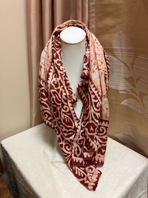 red marble scarf