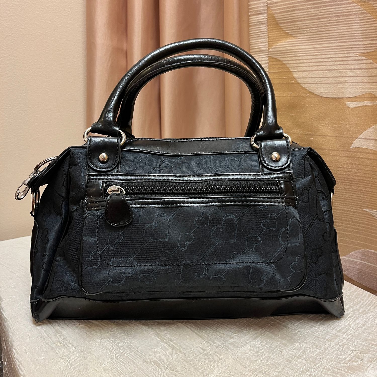 Black Heart Purse