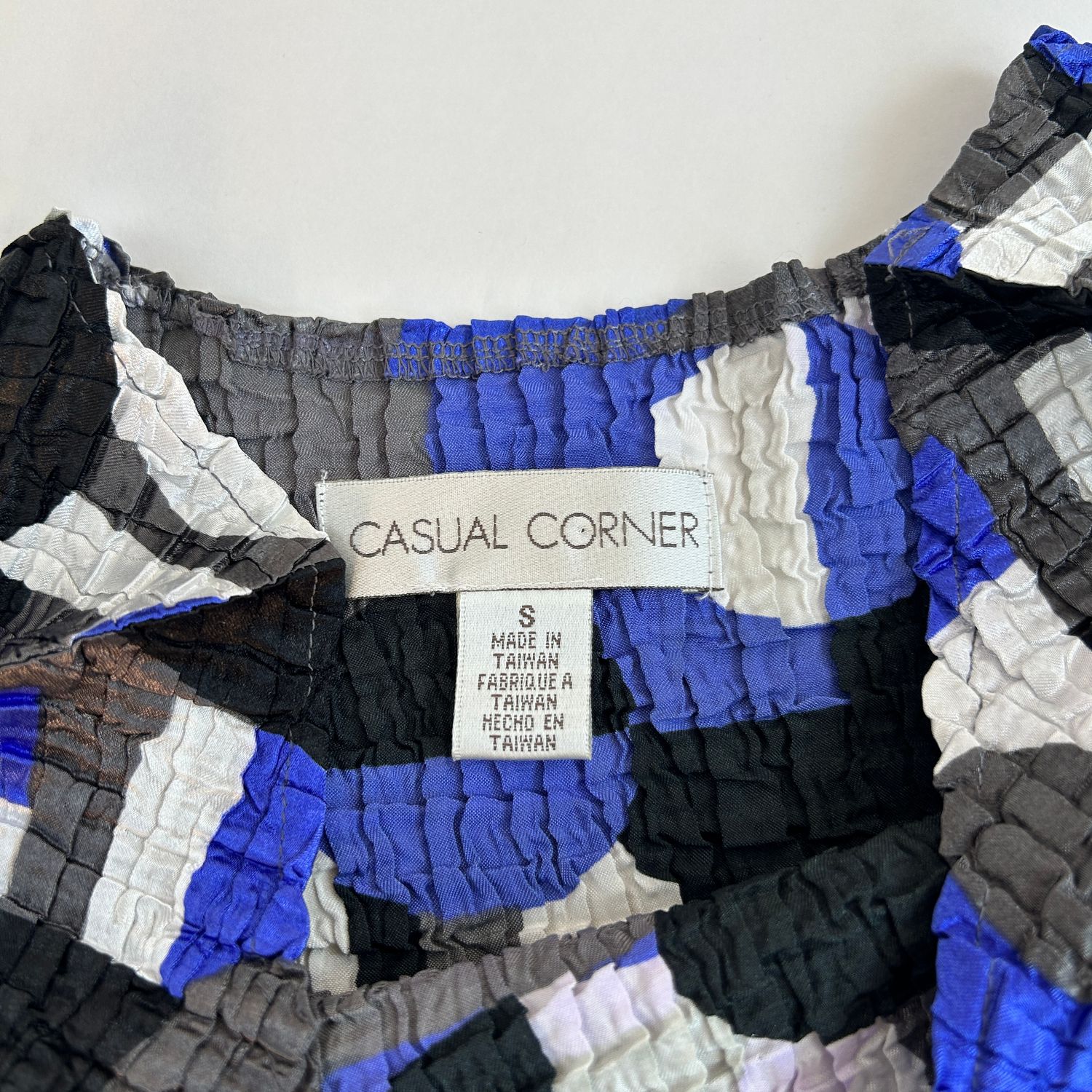 geo crinkle tank