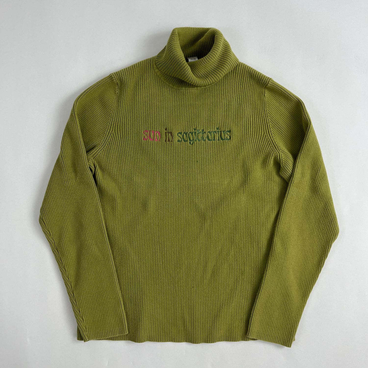 Sun in Sagittarius Embroidery, Style: Green Turtleneck