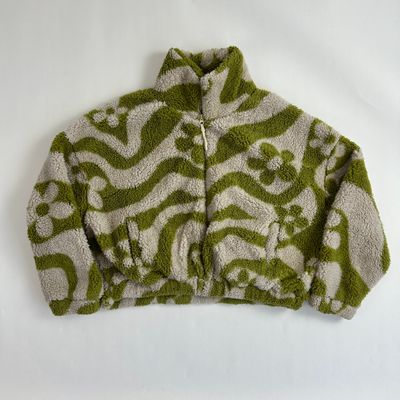 green flower puffer