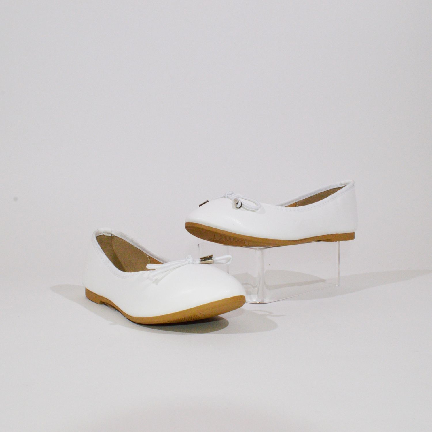 Dorothy-1K, Colour: White, Size: 9