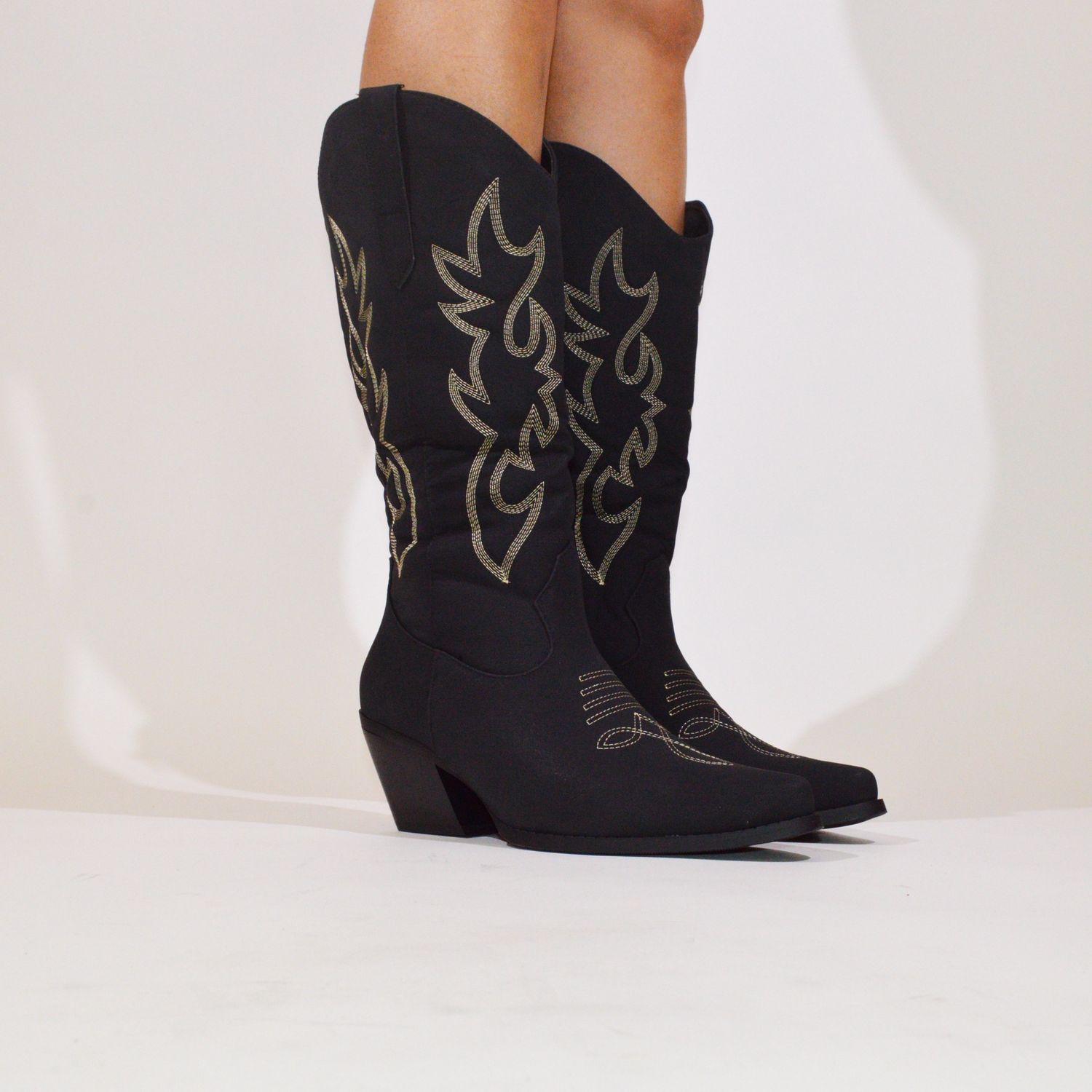 Creek-15, Colour: Black, Size: 5.5