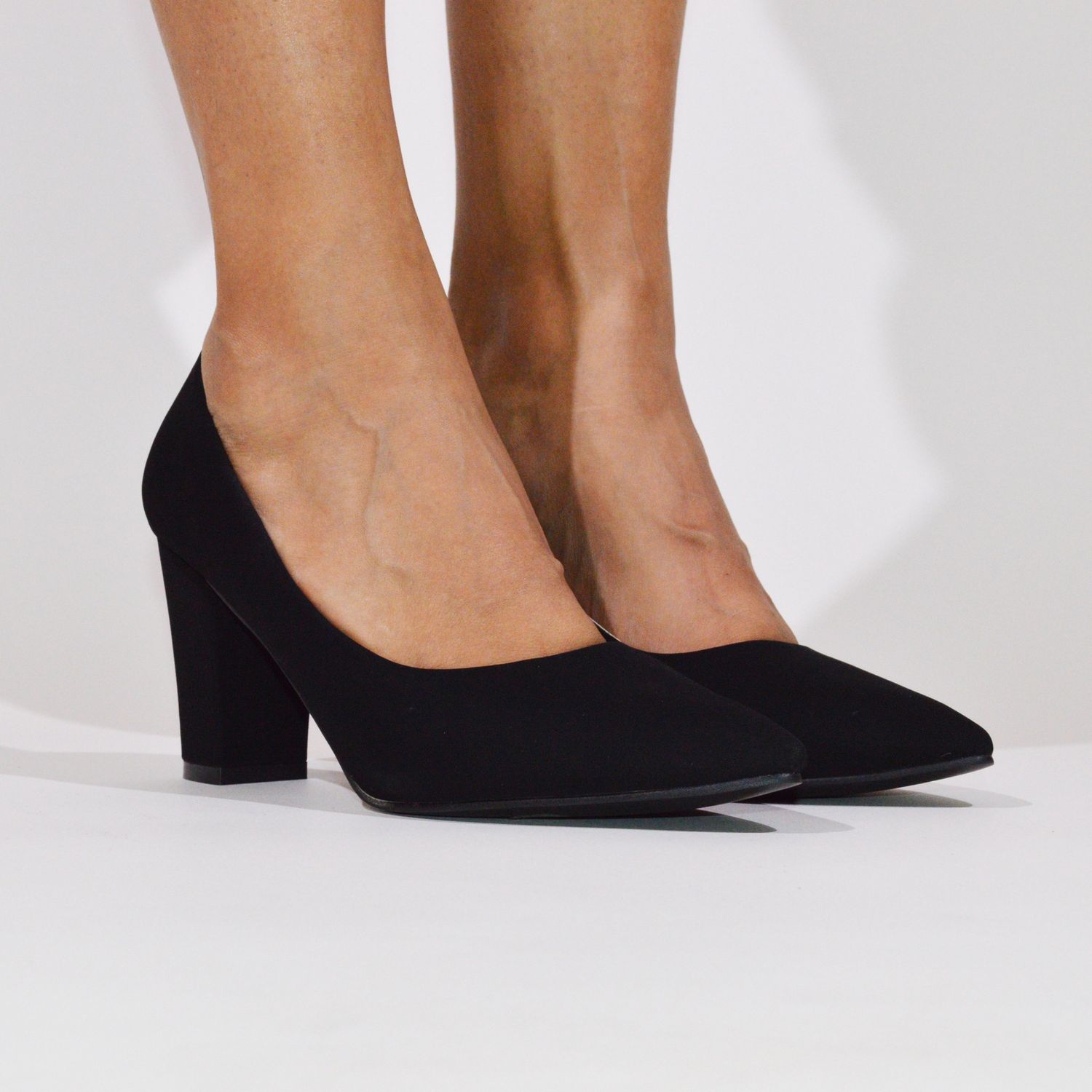 Songful-2, Colour: Black Nub, Size: 5