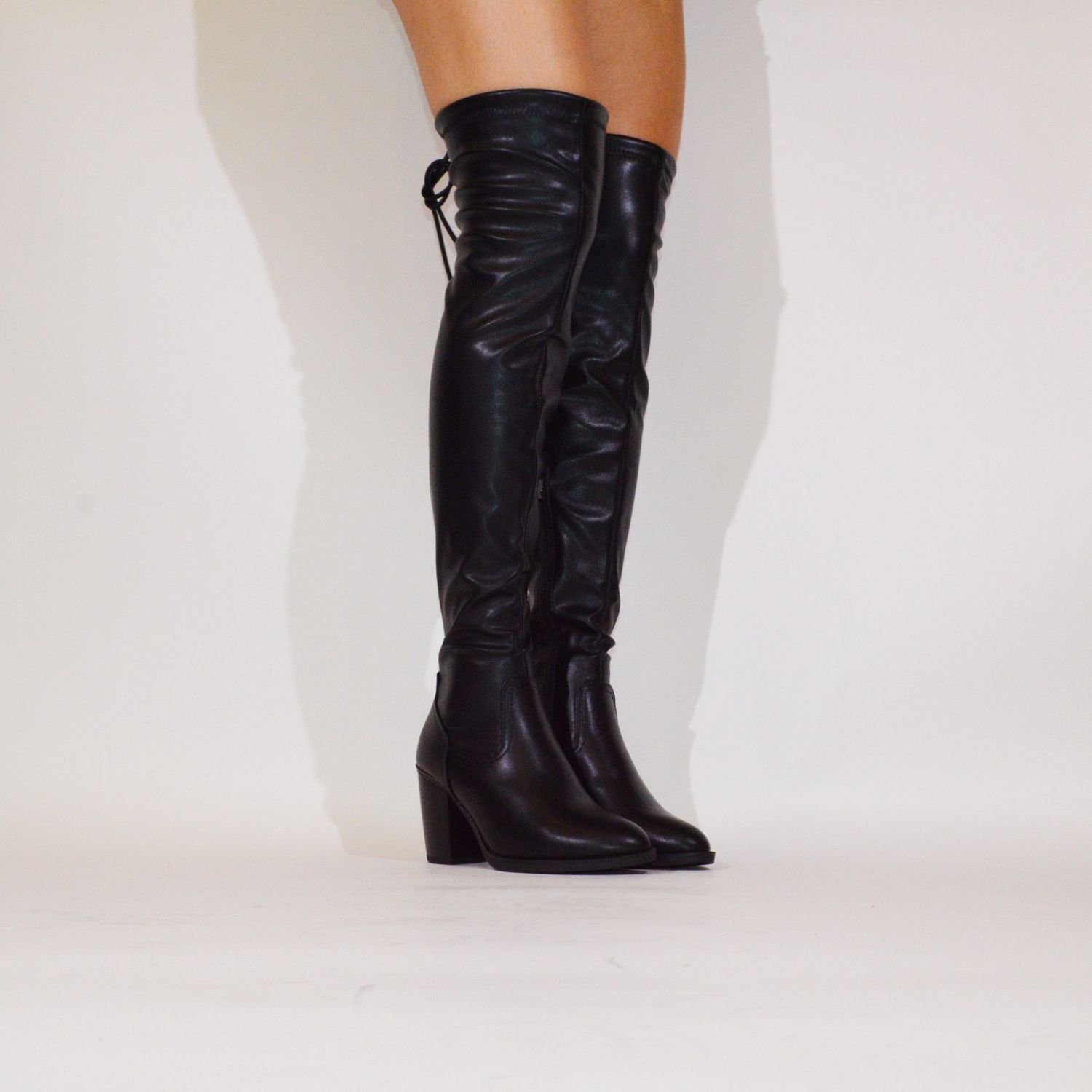 HUGO-49, Colour: BLACK, Size: 5.5