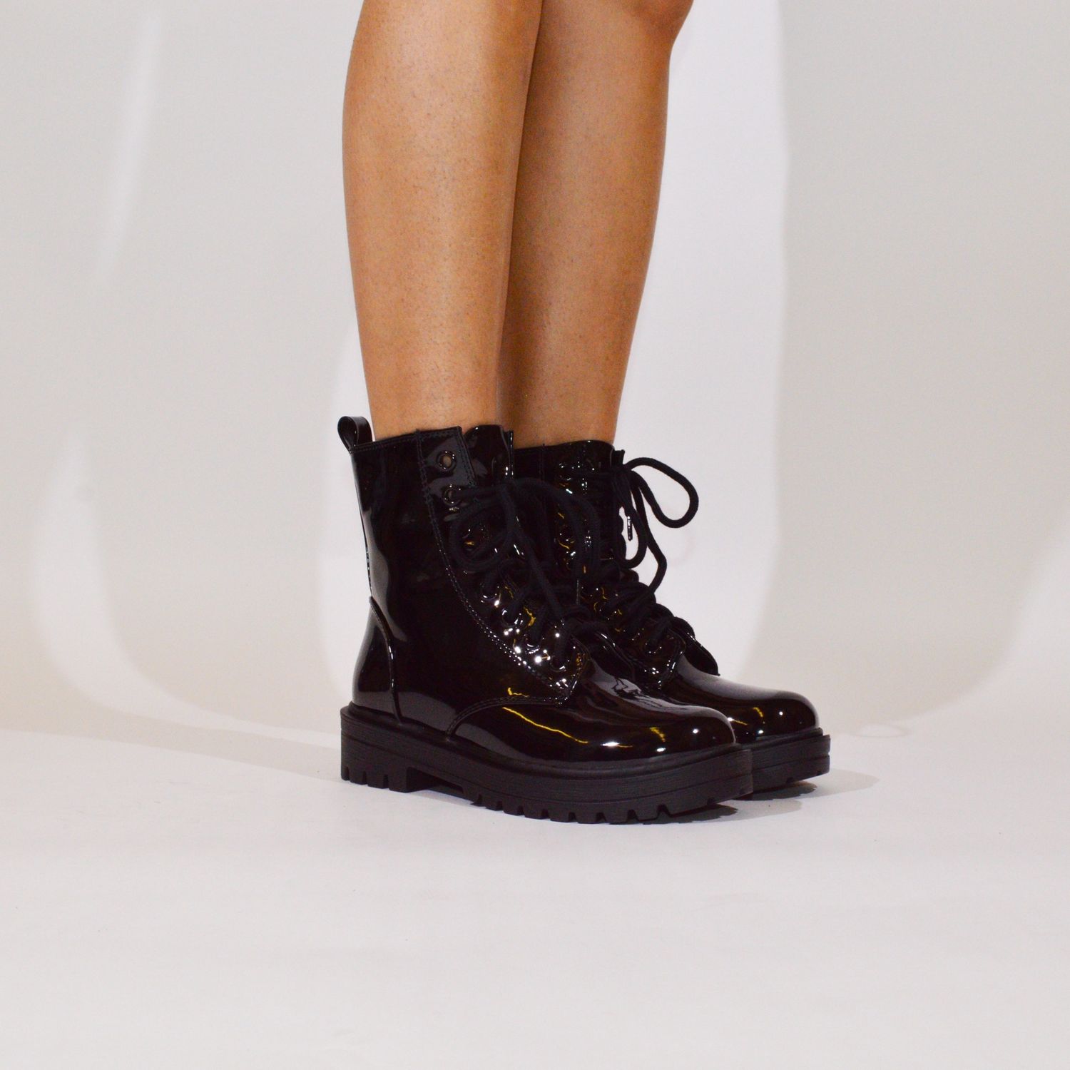 Firm-s, Colour: Pat Blk, Size: 5.5