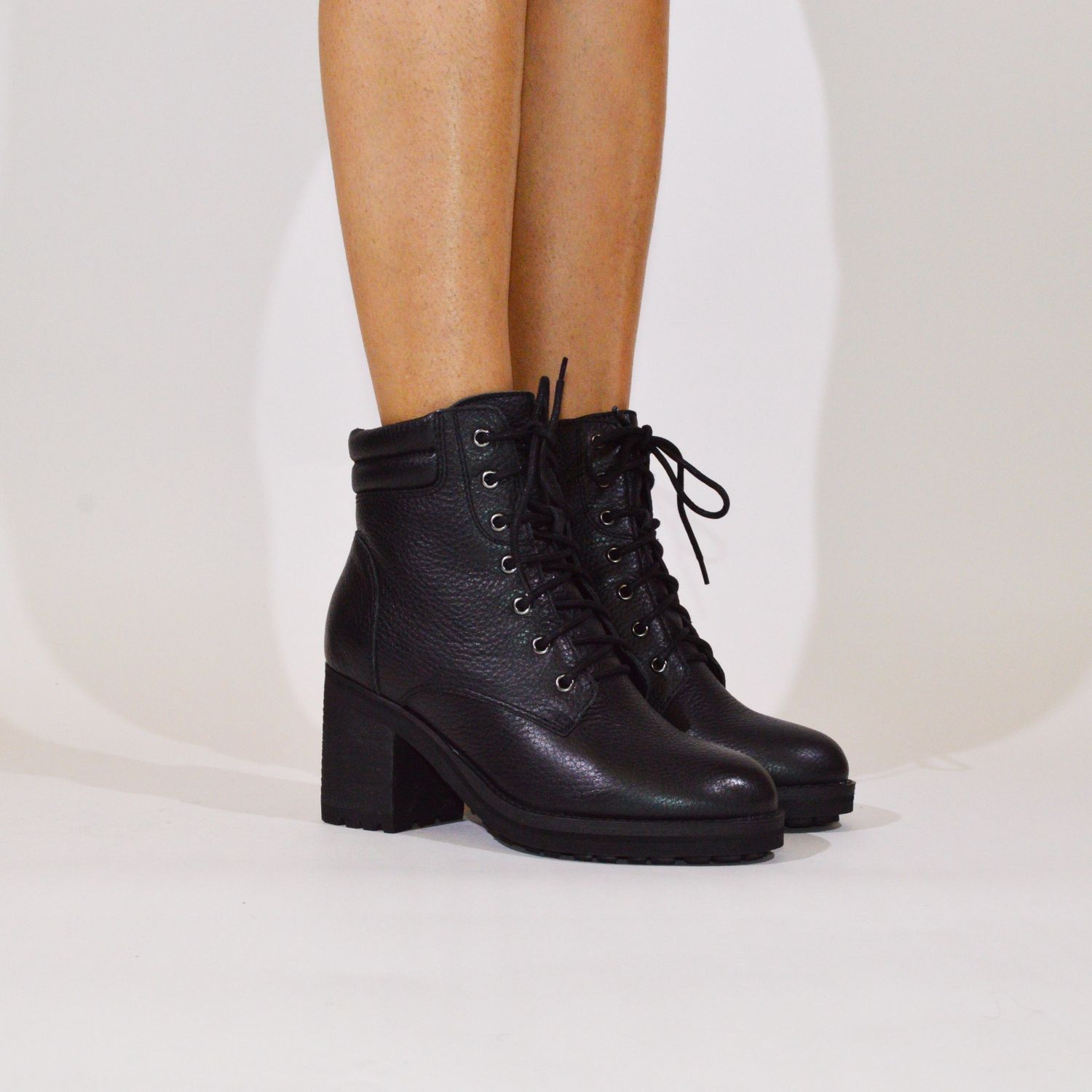 STEVE MADDEN RESISTANT, Colour: Black Leather, Size: 5