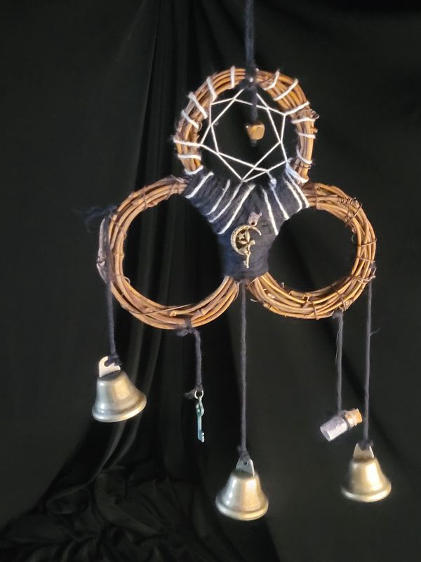 Witches Triple ring Bell