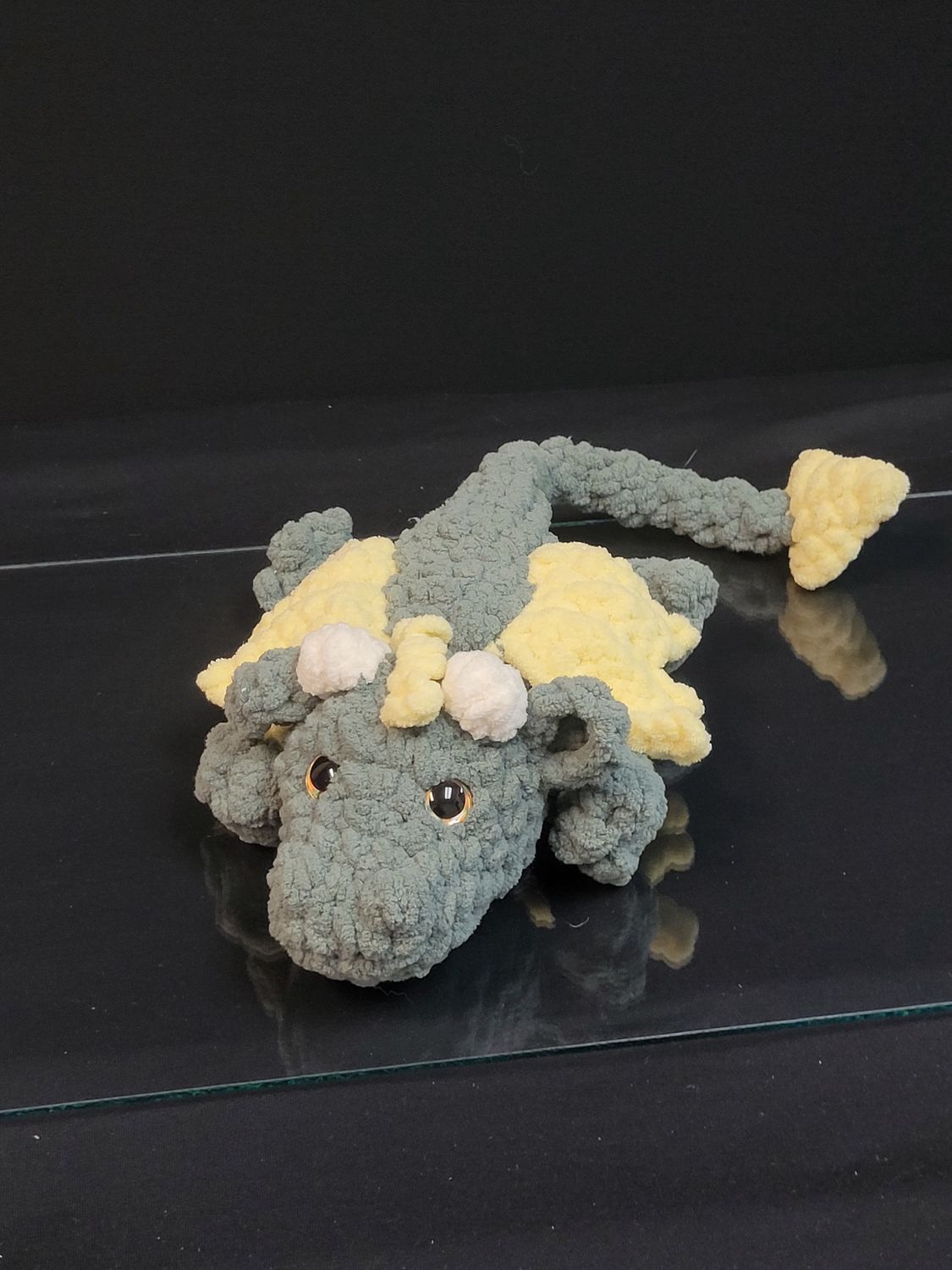 Small weighted emotional dragon