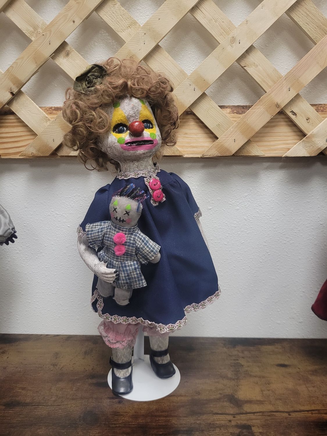 Zombie Dolls, Attribute: Blue Dress