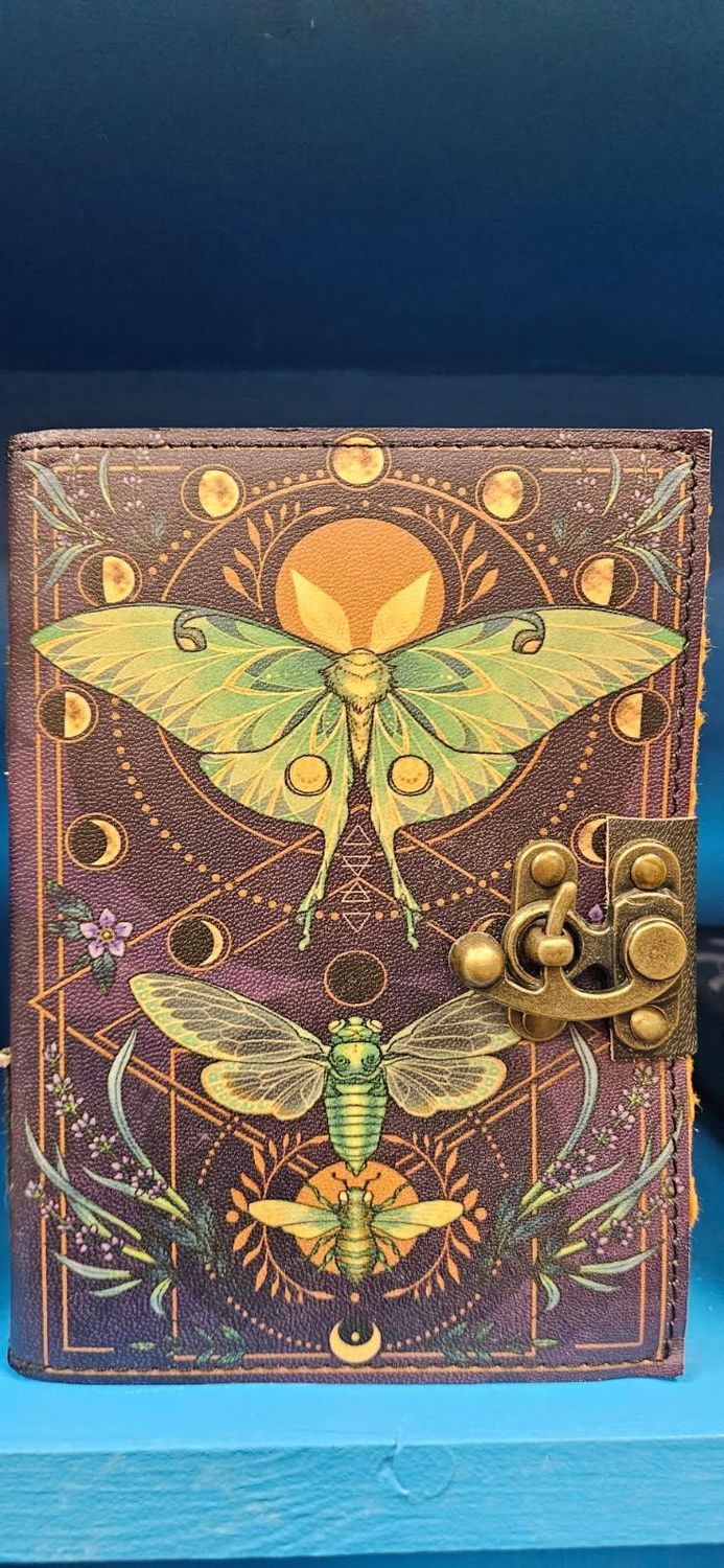 Leather Journal Blank Vintage Notebook with Butterfly Print