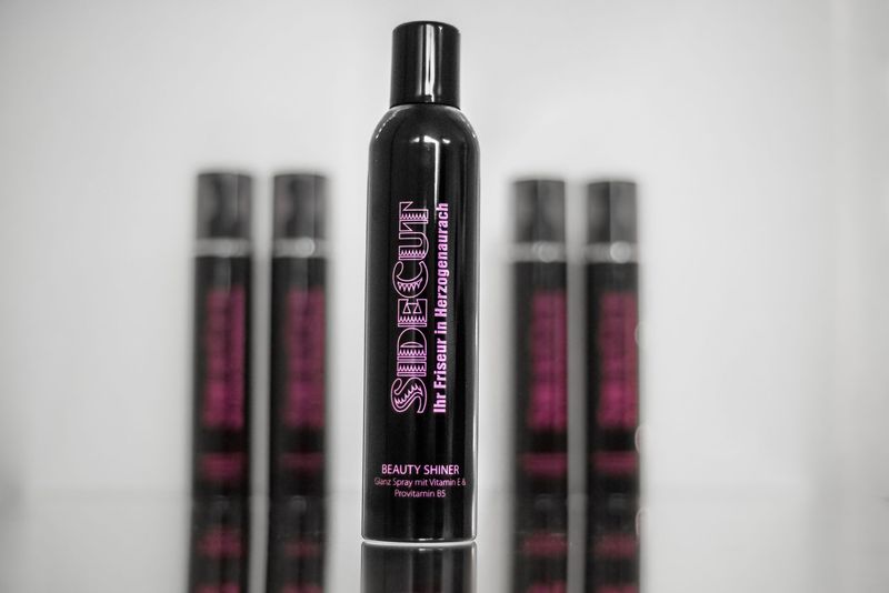 Beautyshiner 300ml ( Hitzeschutz & Glanz) Beautyshiner 300ml ( Hitzeschutz & Glanz)