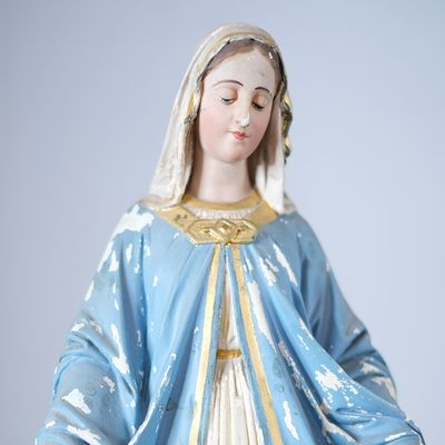 Figurka Matki Bożej Niepokalanej