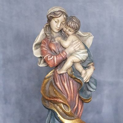 Matka Boska z dzieciątkiem rzeźba