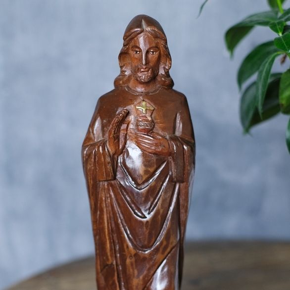 Stara Drewniana rzeźba Jezusa