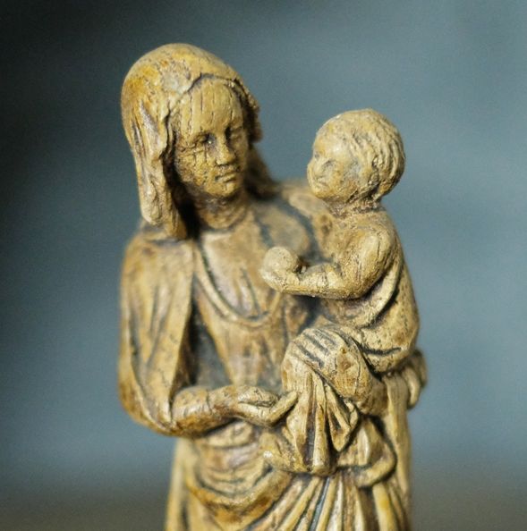Matka Boża z dzieciątkiem