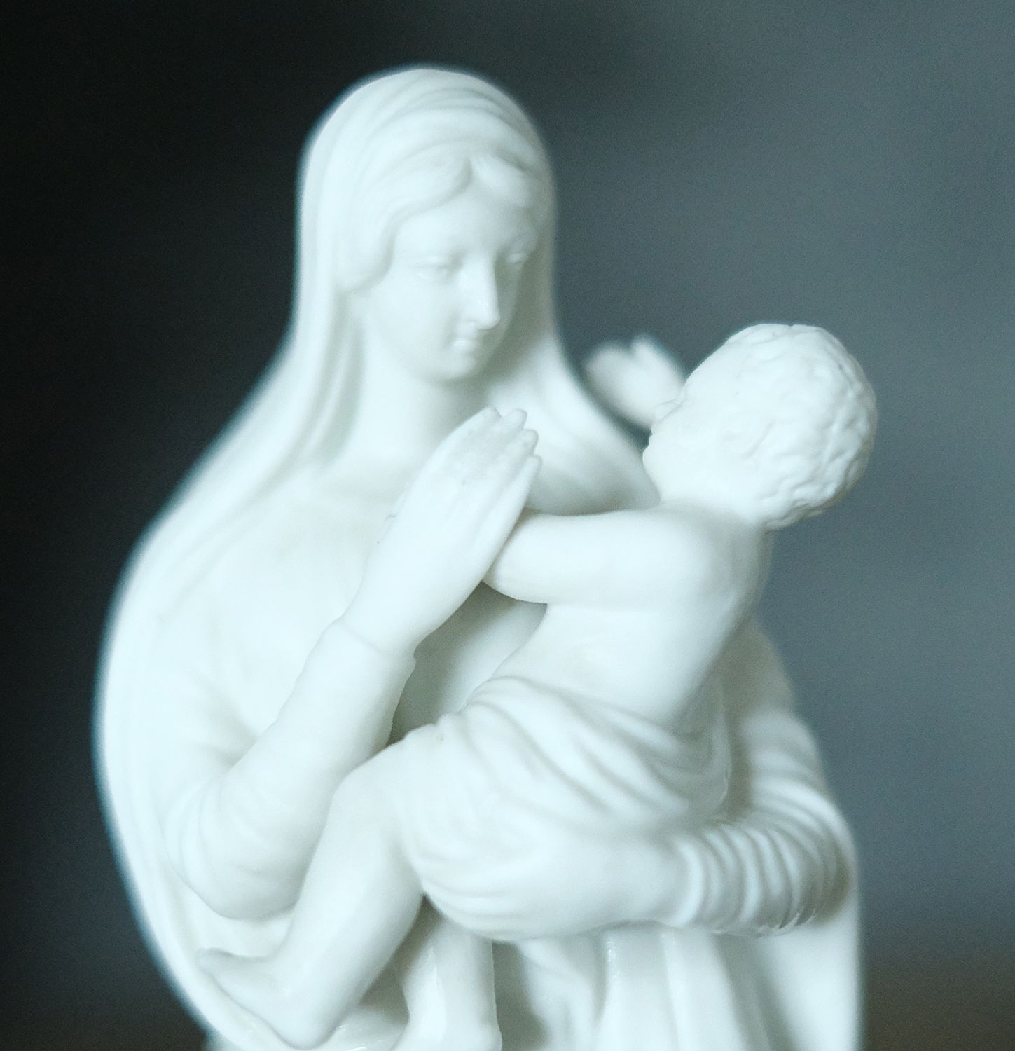 Matka Boska z dzieciątkiem