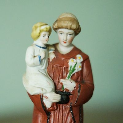Stara figurka Św. Antoniego