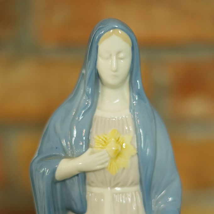Antyczna figurka Matki Bożej porcelanowa