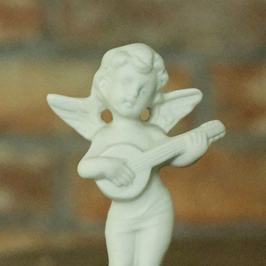 Aniołek biskwit 11,5 cm