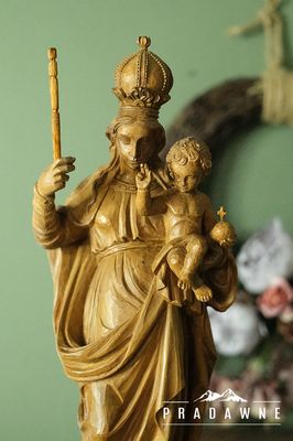 Rzeźba Matka Boża z dzieciątkiem