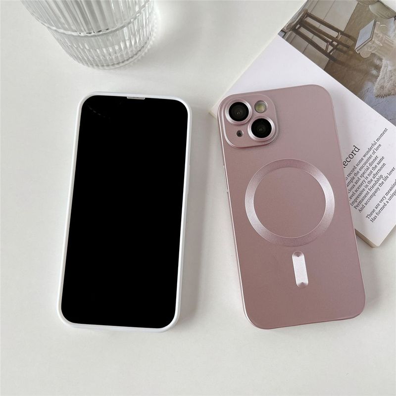 IPhone 13 - Magsafe Design Rose goud telefoonhoesje met camera bescherming