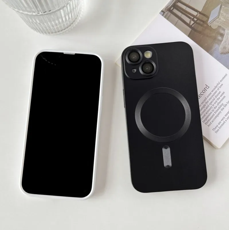 IPhone 15 Plus - Zwarte magnetische telefoonhoesje met camera bescherming