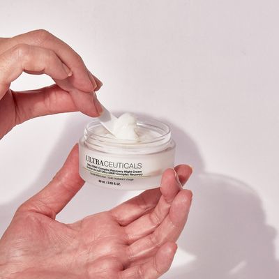MOISTURISE