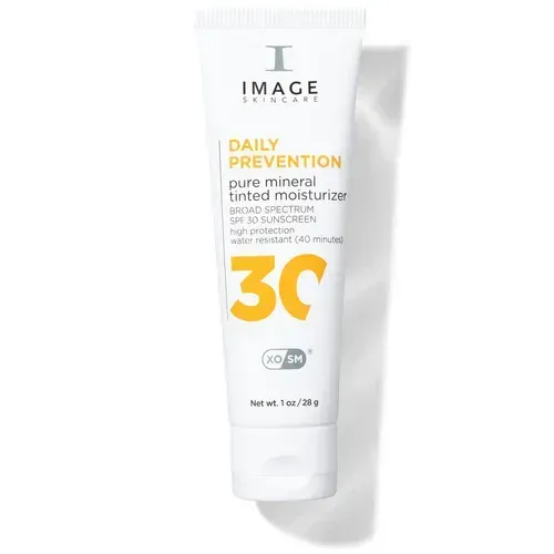DAILY PREVENTION Pure Mineral Tinted Moisturiser SPF 30 Travel Size