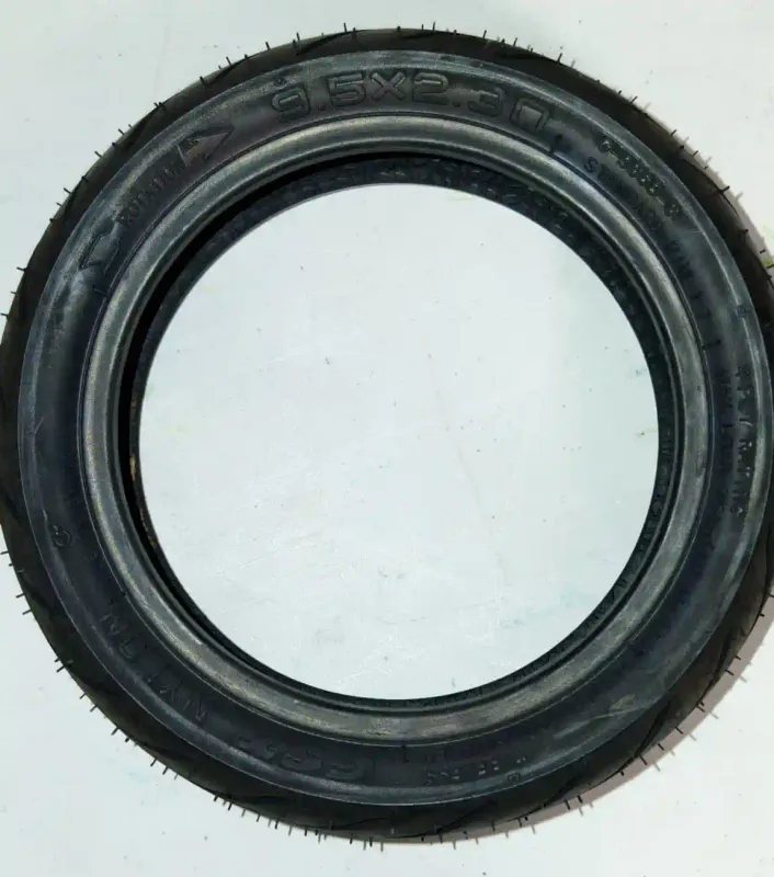 NIU KQi 100 / KQi Air CST 9.5x2.30 Tubeless Reifen