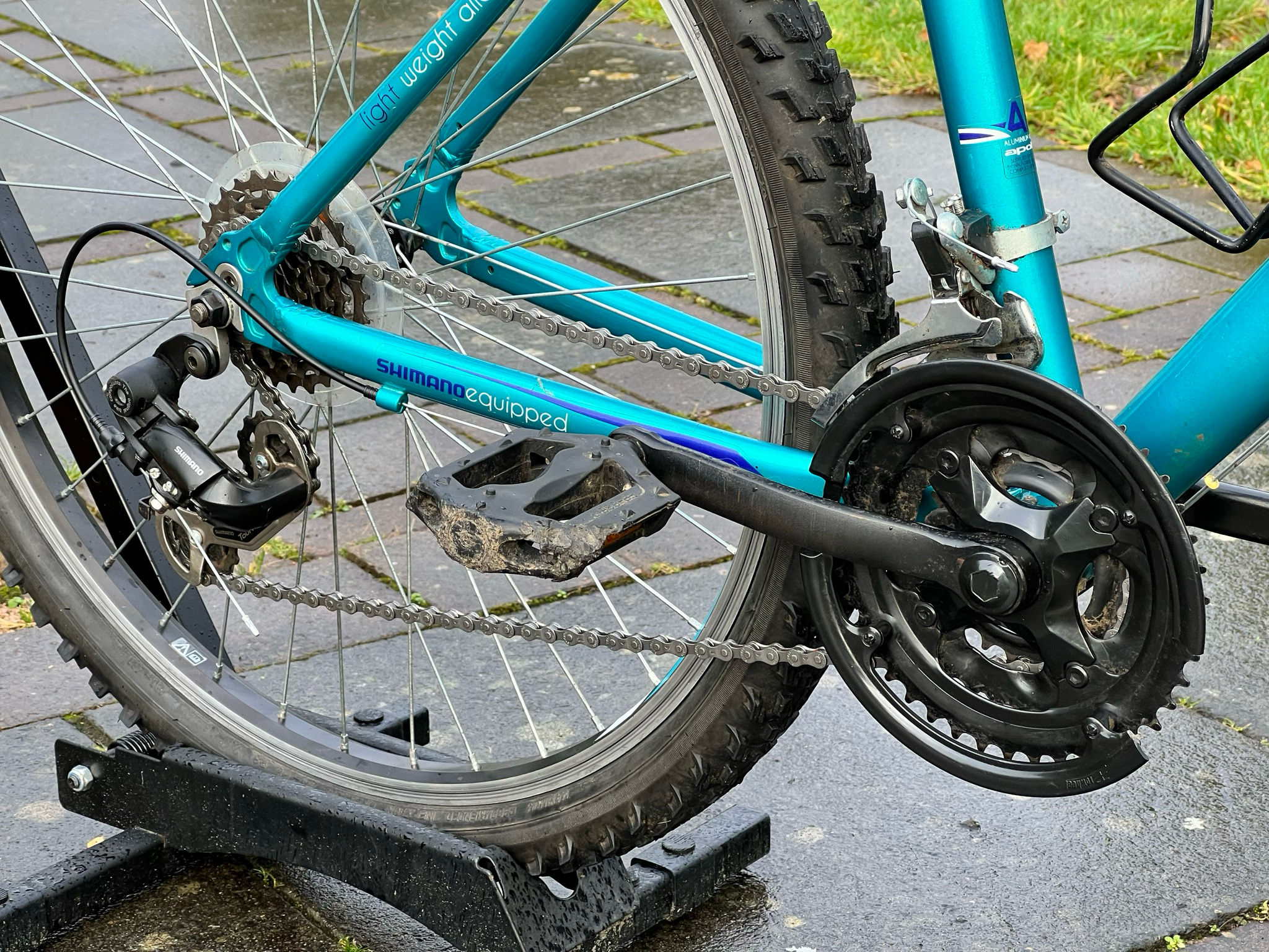 ​Apollo Entice Hybrid Bike