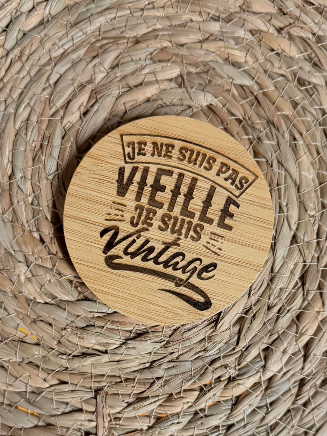 Miroir «je ne suis pas vieille»