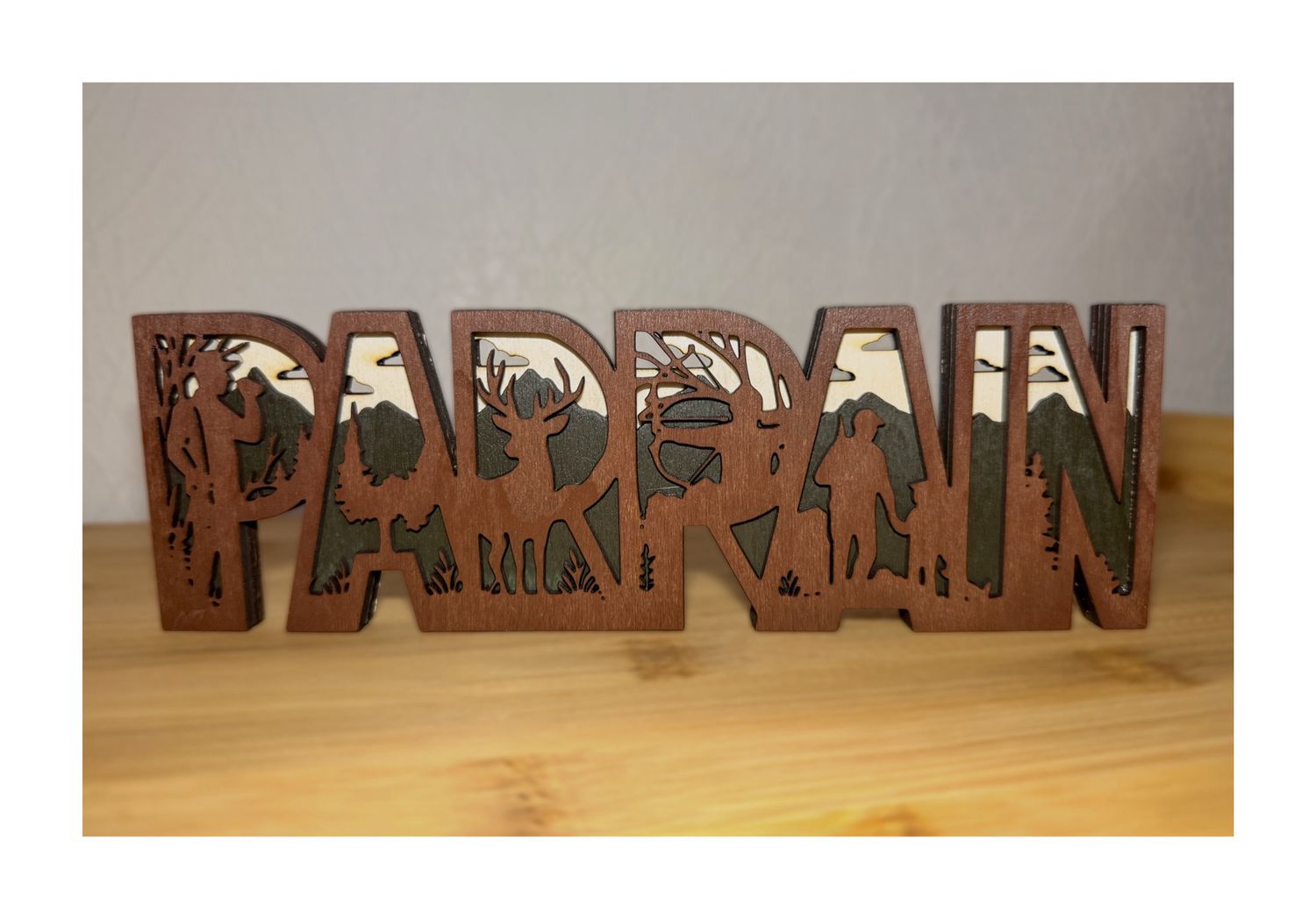 Décoration bois «parrain» mot relief thème chasse