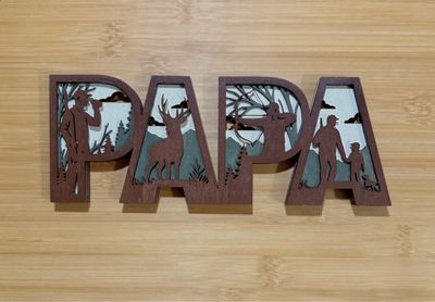 Décoration bois «papa » mot relief thème chasse