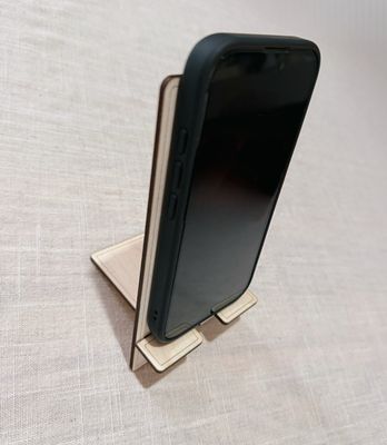 Support de téléphone en bois personnalisable