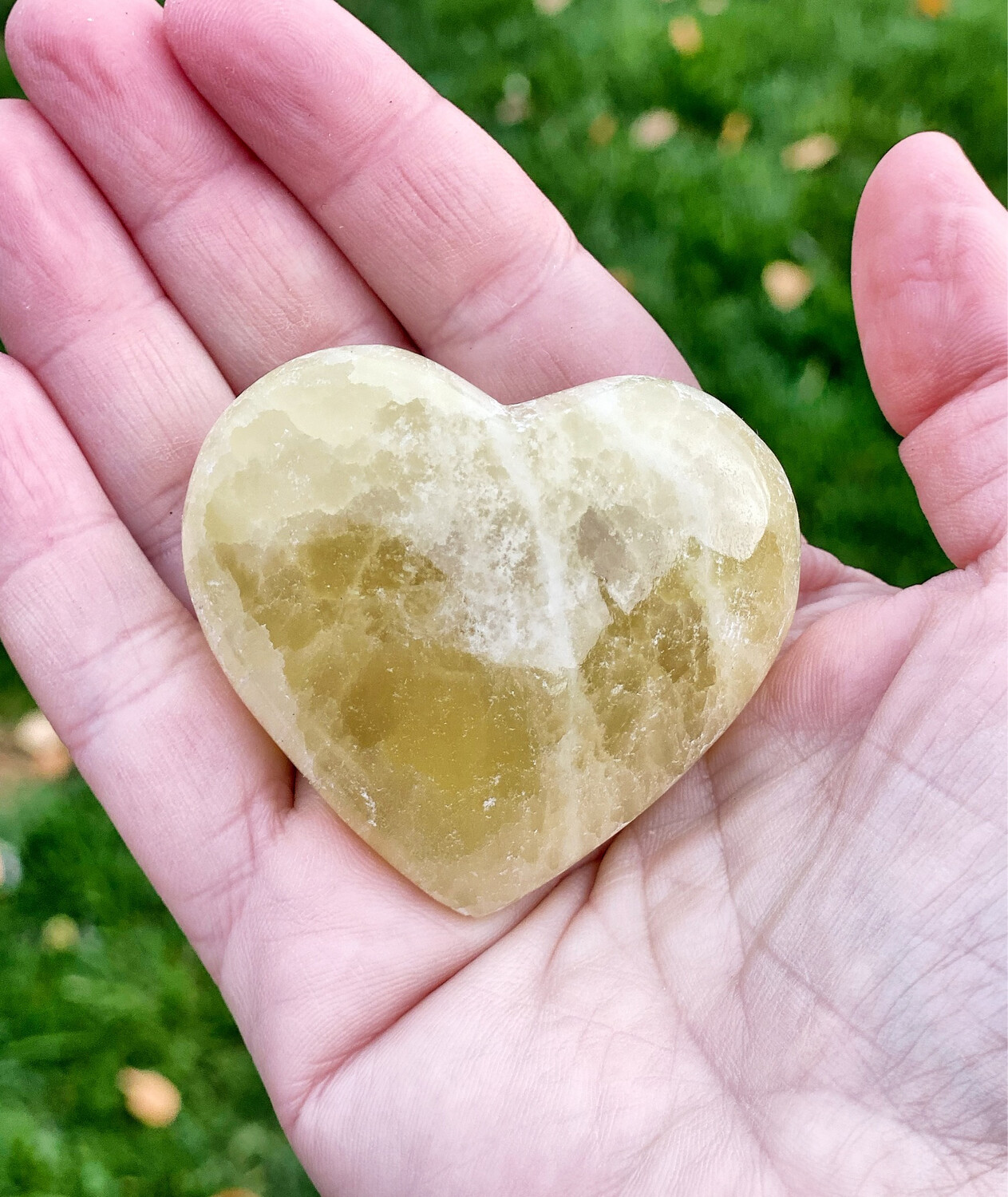 Calcite citron coeur n°357