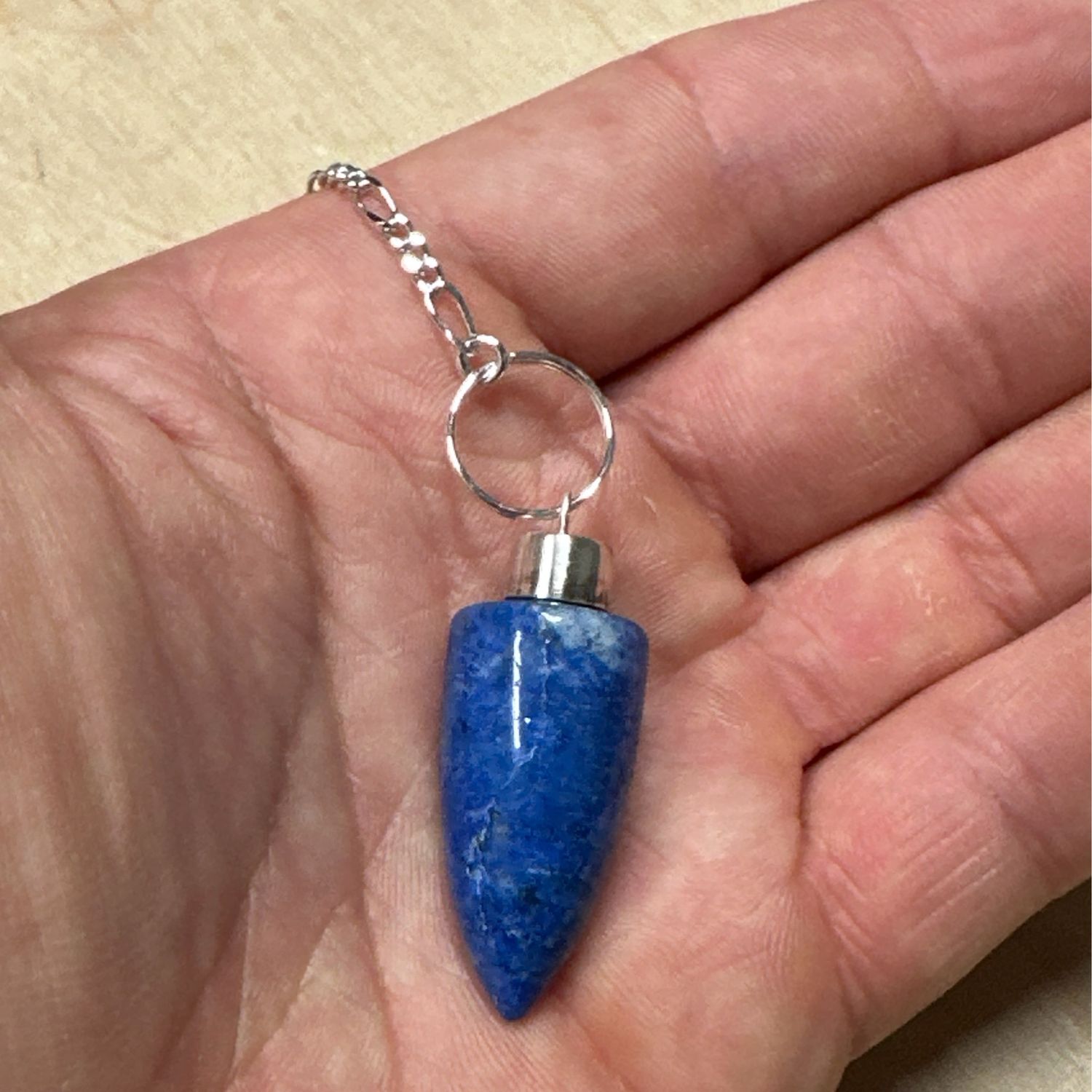 Pendule des druides en lapis lazuli