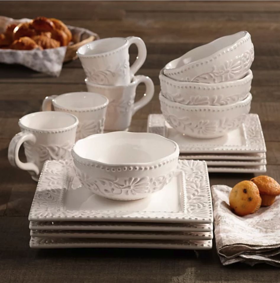 American Atelier Bianca Leaf 16 Pc Dinnerware S White