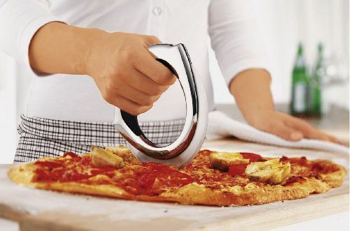 Rosle Pizza Wheel 5 in. Palm Grip