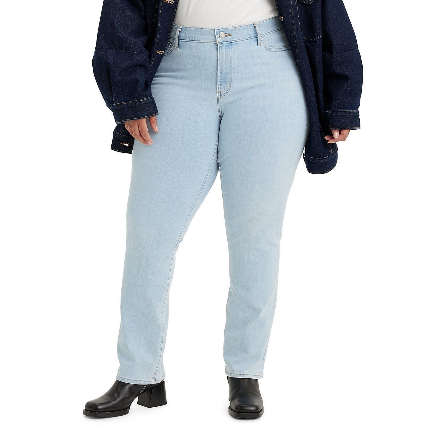 Plus Size Levi&#39;s Classic Straight Jeans, Women&#39;s, Size: 18 - Regular, Light Blue