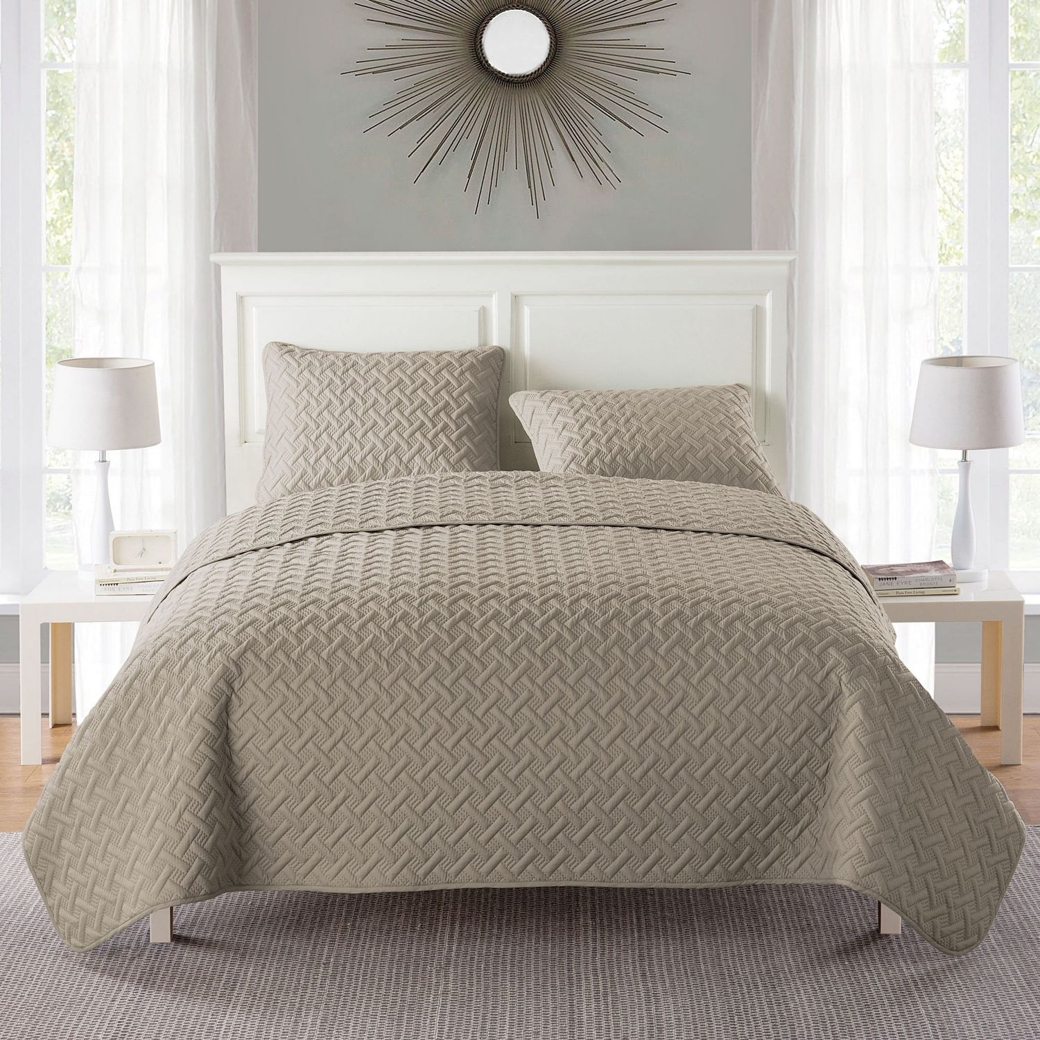 Nina Embossed Quilt Sets