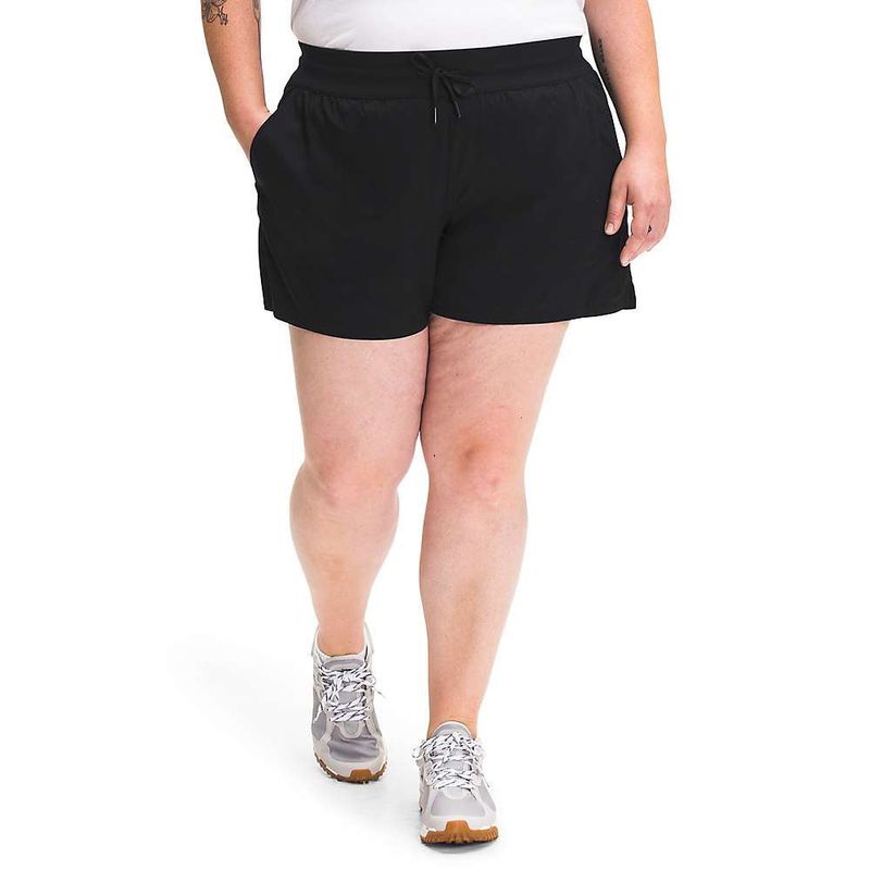 The North Face Women&#39;s Plus Size Aphrodite Motion Shorts
