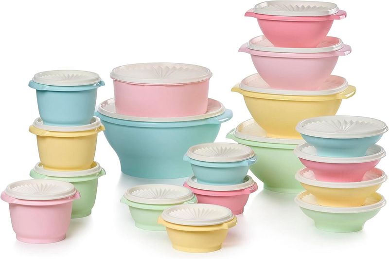 Tupperware Heritage 36 Piece Set - Open Misce