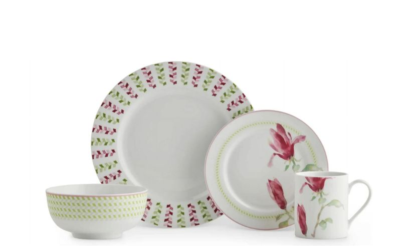 Spode Home Magnolia Haze 16 Piece Dinnerware Set - 10.5in, 7.5in, 6in, 12 Ounce