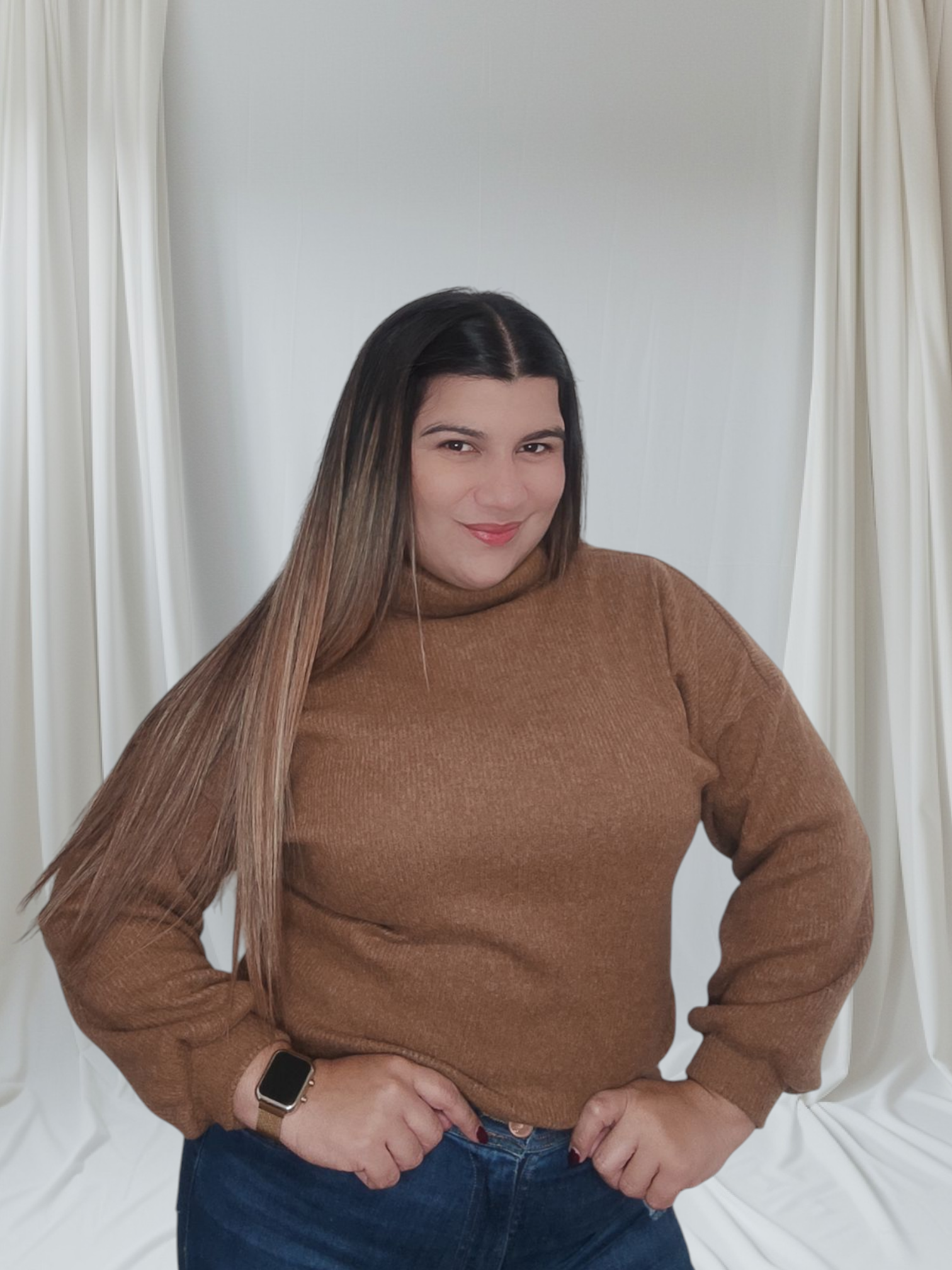 Sweater Básico Cuello Alto