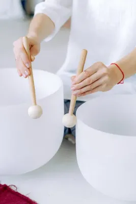 SINGING AND VIBRATING BOWLS