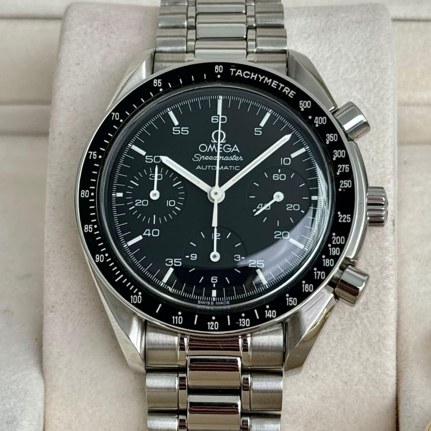 Omega speed master moon watch 2001