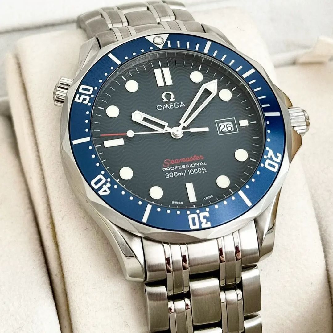 オメガ OMEGA Seamaster Professional 300m Seamaster 300 41 mm, platinum on leather strap - 234.93